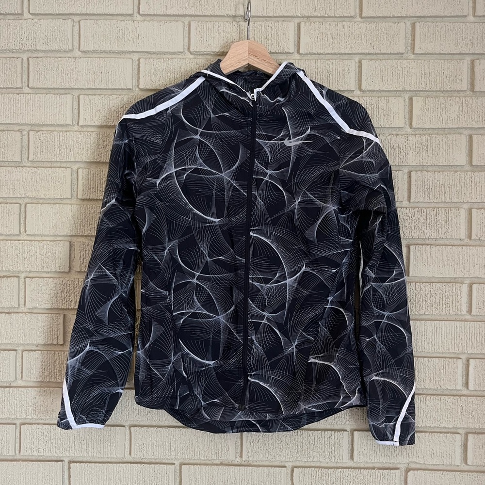 Nike Shield Impossibly Light Running Jacket Size … - image 2